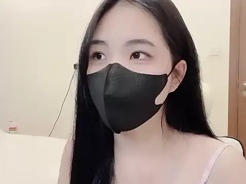 Snapshot of Pun8386 chatting on 06/28/26, 04:02 Pun8386 online show from 06/28/26, 04:02