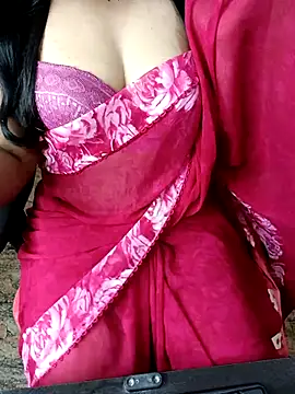 Snapshot of Adwithaa chatting on 02/14/26, 06:43 Adwithaa online show from 02/14/26, 06:43