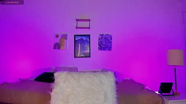 Violeta dss online show from 09/28/25, 02:11