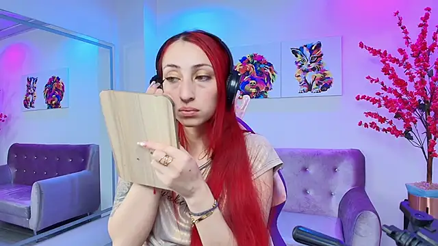 Snapshot of Vermelha_Gremory_ chatting on 02/13/25, 11:50 Vermelha Gremory  online show from 02/13/25, 11:50