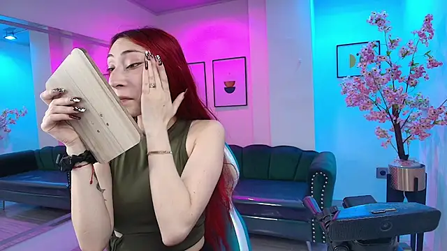 Snapshot of Vermelha_Gremory_ chatting on 03/14/25, 07:34 Vermelha Gremory  online show from 03/14/25, 07:34