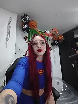 Snapshot of Vermelha_Gremory_ chatting on 10/31/25, 01:17 Vermelha Gremory  online show from 10/31/25, 01:17