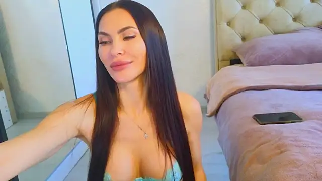 KimDavisBaby online show from 12/20/25, 08:54