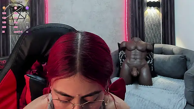 selene red  online show from 03/12/25, 03:51