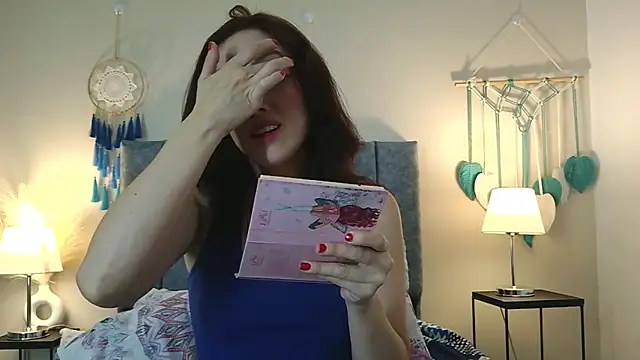 IberianMoonMK online show from 02/19/26, 06:04