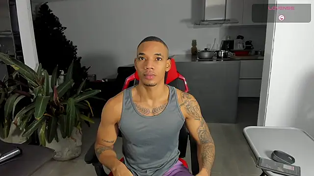 Snapshot of TROYWESLY- chatting on 01/18/26, 10:30 TROYWESLY- online show from 01/18/26, 10:30