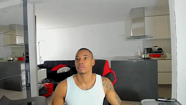 Snapshot of TROYWESLY- chatting on 02/05/26, 04:22 TROYWESLY- online show from 02/05/26, 04:22