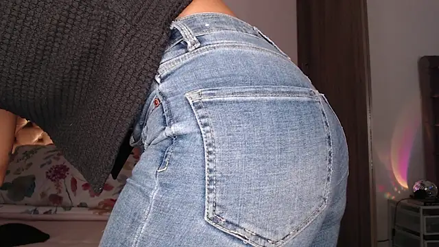 Roussmariehenao online show from 04/10/26, 09:58