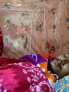 DARK WINE  online show from 11/16/25, 12:05