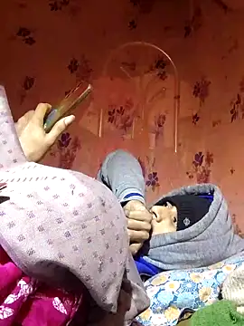 DARK WINE  online show from 11/26/25, 12:11