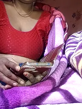 DARK WINE  online show from 12/02/25, 10:05