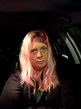 Snapshot of chubby_british_blonde_uk chatting on 02/21/26, 07:15 chubby british blonde uk online show from 02/21/26, 07:15