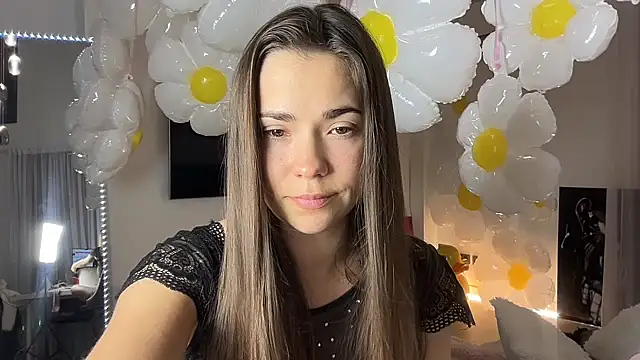 Mika Miller online show from 03/16/26, 10:47