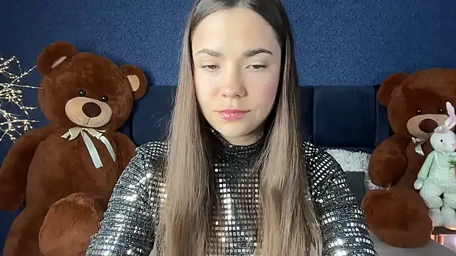 Mika Miller online show from 04/08/26, 05:07