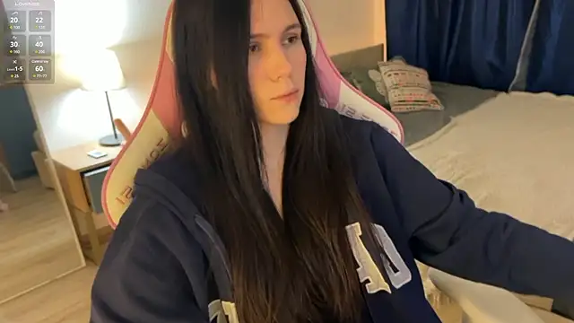 jennetdoll online show from 02/13/25, 06:38