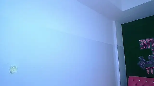 Snapshot of brenda_a_ chatting on 01/12/25, 02:52 brenda a online show from 01/12/25, 02:52