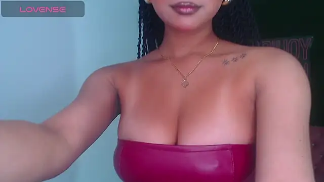 Snapshot of brenda_a_ chatting on 02/27/25, 10:59 brenda a online show from 02/27/25, 10:59