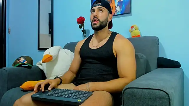 ETHAN ROX online show from 02/04/25, 08:38