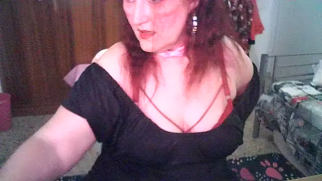 Snapshot of SabrinaXlovess chatting on 06/21/26, 05:26 SabrinaXlovess online show from 06/21/26, 05:26