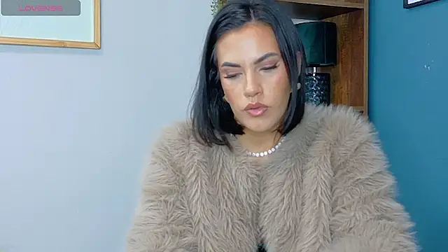 Camille Torres online show from 01/13/26, 12:43