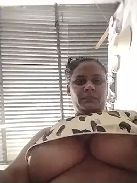 Andreita 95 online show from 07/14/26, 11:43