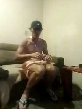 Snapshot of CrestedNotch chatting on 02/06/26, 02:49 CrestedNotch online show from 02/06/26, 02:49