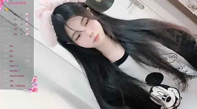 Qedgjwyz1 online show from 01/21/25, 10:41