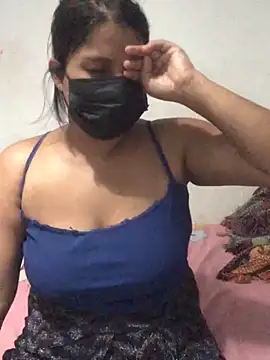 NOORA-GIRL online show from 02/18/25, 01:32