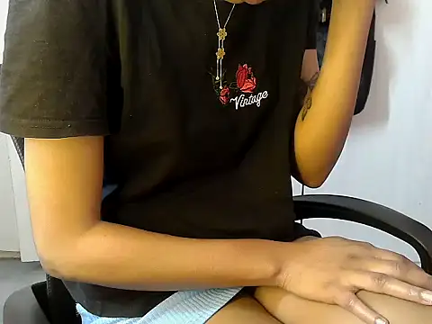 Destiny Desire online show from 11/24/25, 12:16