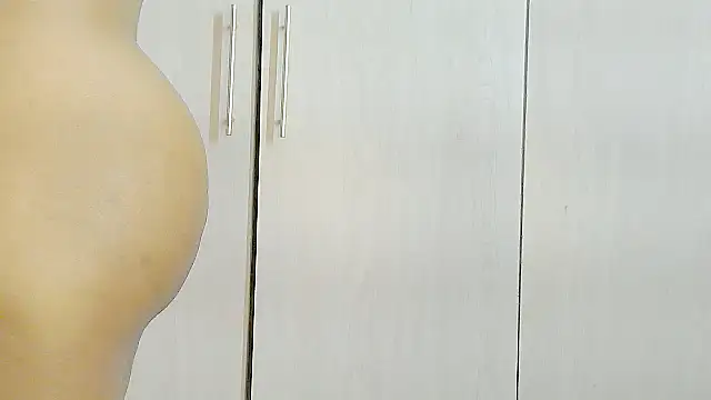 Destiny Desire online show from 02/18/26, 05:42