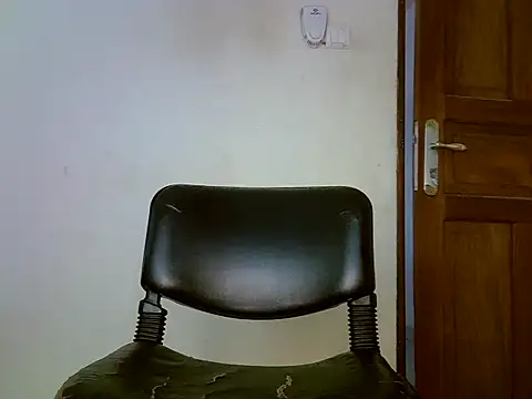 SWEETRENNE  online show from 03/17/25, 04:51