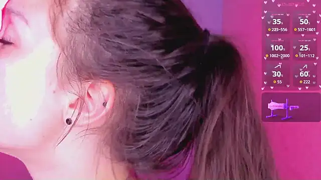 bitchpeace  online show from 10/05/25, 07:45