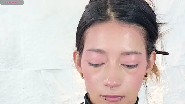 zorravioletta1 online show from 11/24/25, 04:18