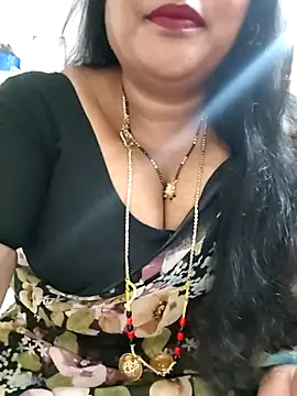 Snapshot of Swapna_143 chatting on 06/28/26, 04:35 Swapna 143 online show from 06/28/26, 04:35