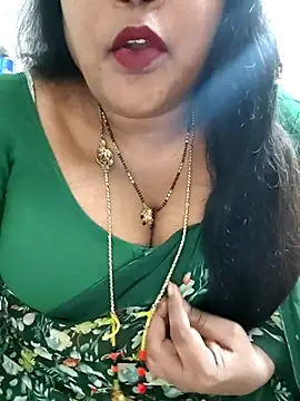 Snapshot of Swapna_143 chatting on 07/04/26, 04:46 Swapna 143 online show from 07/04/26, 04:46