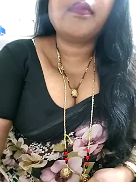 Snapshot of Swapna_143 chatting on 07/11/26, 04:32 Swapna 143 online show from 07/11/26, 04:32