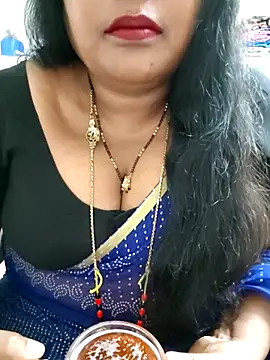 Snapshot of Swapna_143 chatting on 07/17/26, 04:45 Swapna 143 online show from 07/17/26, 04:45