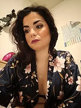 Saturnia Yvonne online show from 12/04/24, 05:55