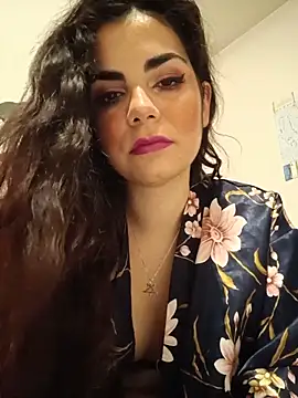 Saturnia Yvonne online show from 12/06/24, 12:02