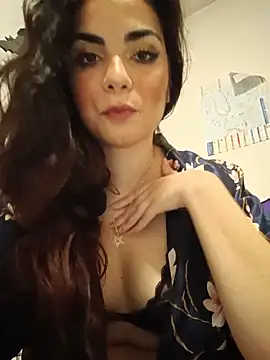 Saturnia Yvonne online show from 12/06/24, 05:33