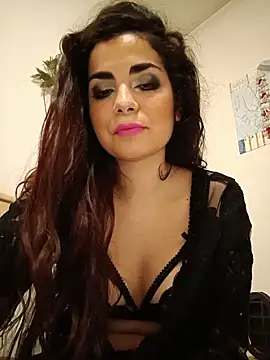 Saturnia Yvonne online show from 02/04/25, 12:08