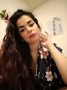 Saturnia Yvonne online show from 02/10/25, 11:55