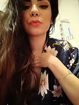 Saturnia Yvonne online show from 02/21/25, 12:05