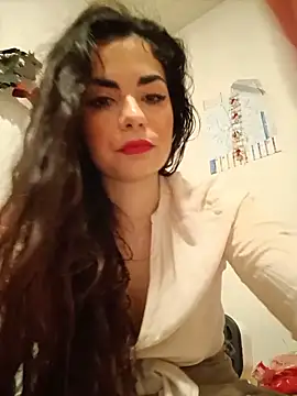 Saturnia Yvonne online show from 03/01/25, 12:39