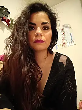 Saturnia Yvonne online show from 03/06/25, 05:54