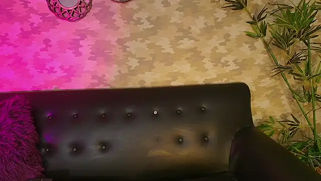 cherry chel online show from 11/26/25, 07:48