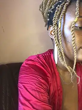 Snapshot of Lola_kims chatting on 01/11/25, 01:32 Lola kims online show from 01/11/25, 01:32