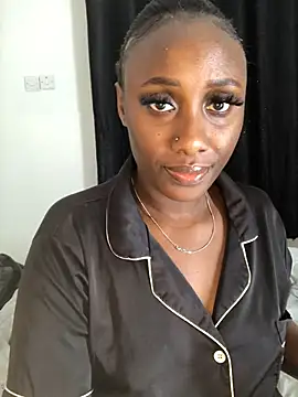 Snapshot of Lola_kims chatting on 02/05/25, 01:54 Lola kims online show from 02/05/25, 01:54