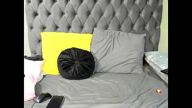 DIRTYTALKINQUEEN online show from 10/11/25, 05:33