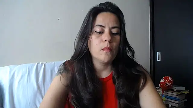 Snapshot of KAROLCANDY chatting on 05/25/26, 08:26 KAROLCANDY online show from 05/25/26, 08:26